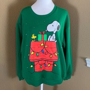 Peanuts Snoopy Light-Up Christmas Sweatshirt Green XL
